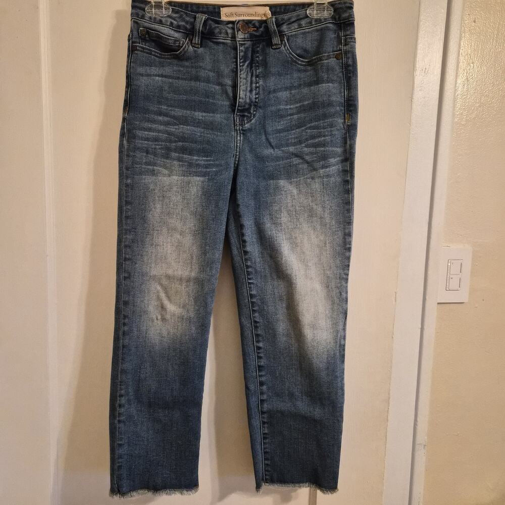 Soft Surroundings Jeans Womens Sz 6P Straight Leg Cropped Raw Hem Distressed
